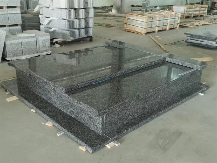 Dark grey granite tombstone Dark grey granite tombstone