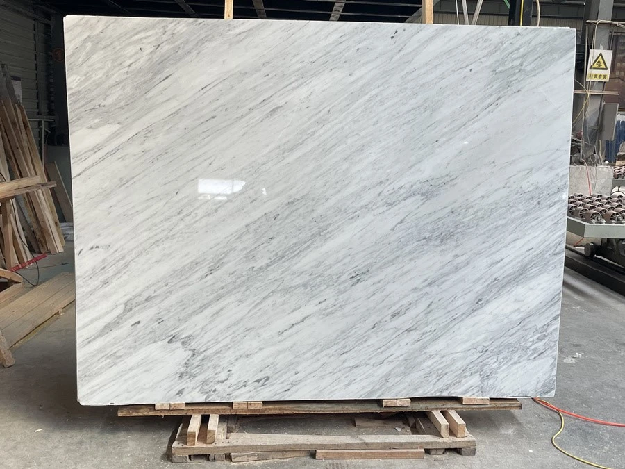White carrara marble White carrara marble