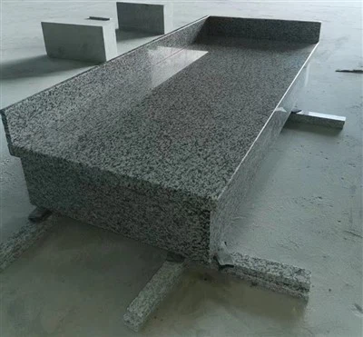 Gránit munkalap és Backsplash